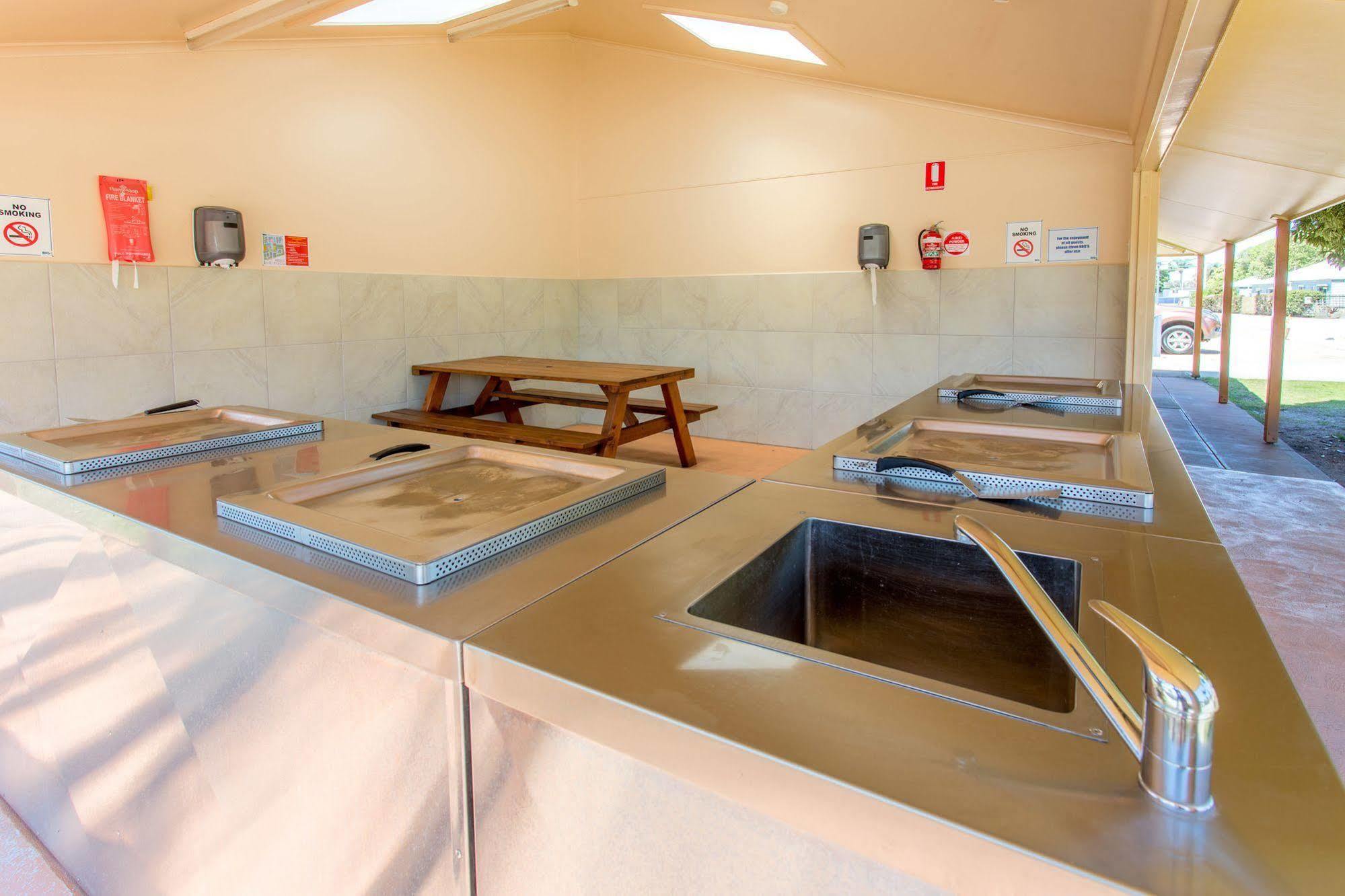 Big4 Whiters Holiday Village Lakes Entrance Esterno foto
